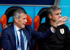 Tabárez: "¿Por qué Suárez no jugó bien? Hubo días que Pelé no tuvo su nivel"