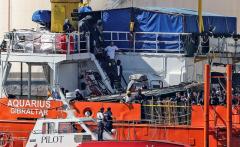 España recibe a los 630 migrantes del Aquarius tras ocho días de odisea