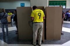 Las elecciones en Colombia avanzan con alta participación y sin contratiempos
