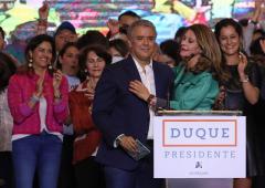 Duque llama a la unidad de Colombia y Petro abre un nuevo espacio a la izquierda
