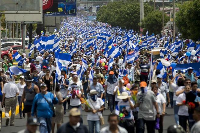 Marcha por niños muertos en Nicaragua termina con tiroteos