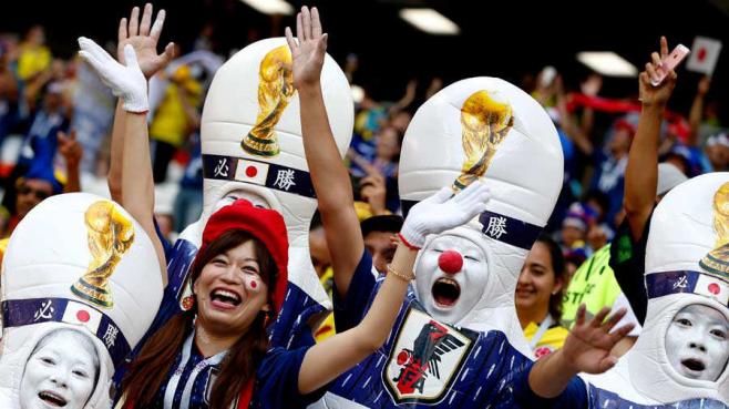 El civismo de los hinchas nipones que asombra al mundo y es rutina en Japón