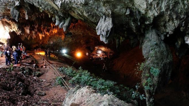 Ya hay chicos rescatados de la cueva en Tailandia