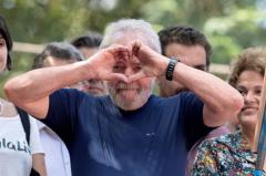 Lula se muestra escéptico sobre su posible salida de prisión