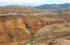 Descubren la mina de "oro blanco" más grande del mundo en Perú