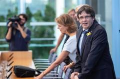 Puigdemont asegura que no piensa estar 20 años sin pisar Cataluña