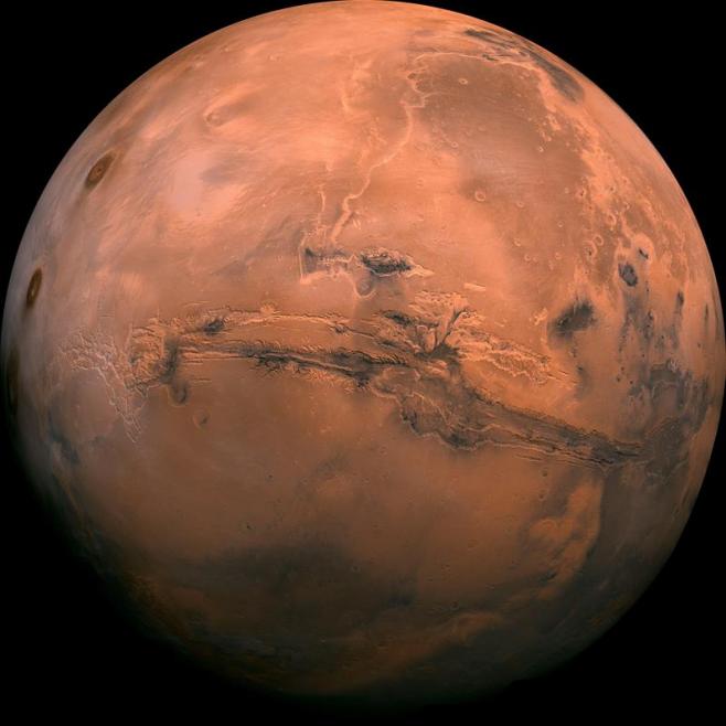 Lago de agua líquida en Marte aumenta probabilidad de vida