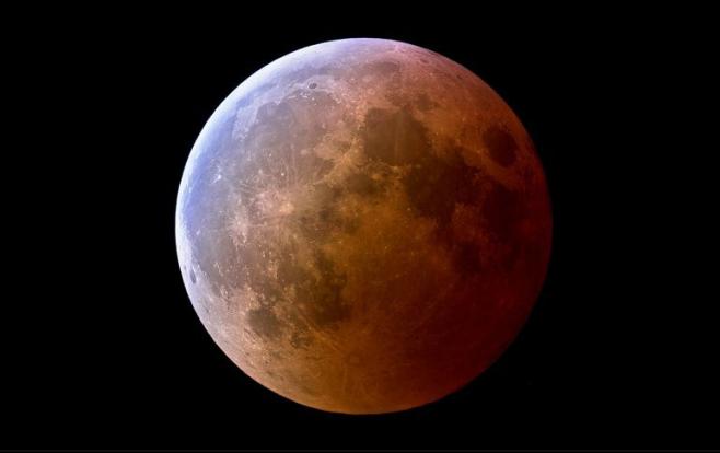 Este viernes se producirá el eclipse lunar más largo del siglo