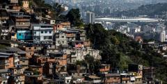 Aumenta el número de niños vinculados con tráfico de drogas en favelas de Río