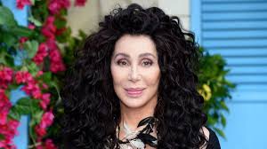 Cher, tras su paso por "Mamma Mia 2", graba los grandes éxitos de Abba