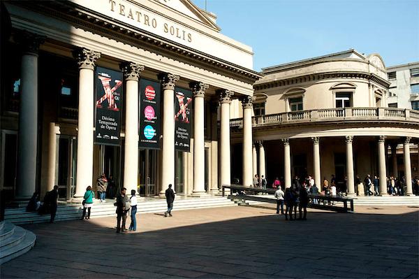 Enfrentamientos internos en el Teatro Solís