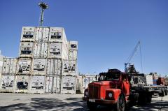 Barco para 60 camiones reanuda transporte fluvial para cargamento con Argentina