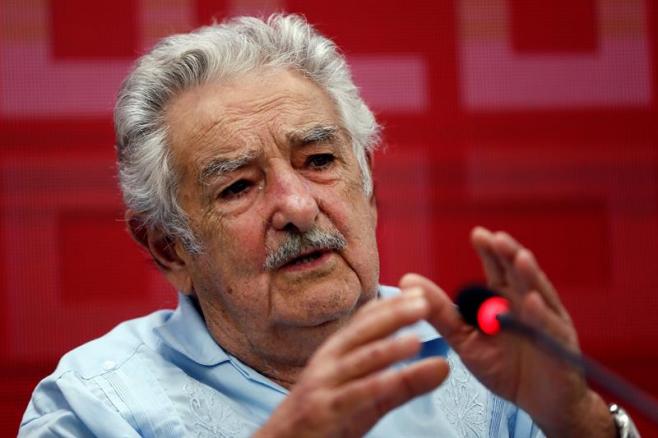 Mujica llevará su idea de la política a la Mostra Venecia