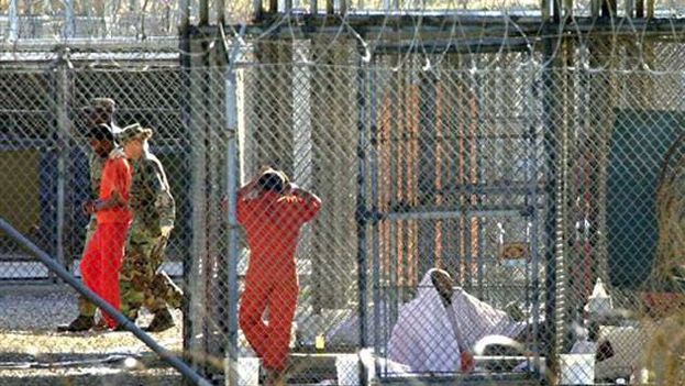 Trump considera enviar mas prisioneros a Guantánamo