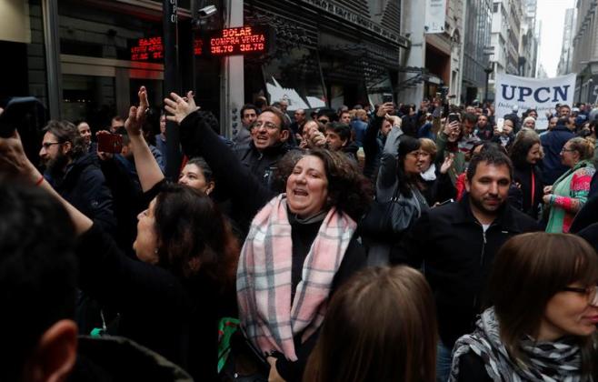 Las medidas del Gobierno argentino para alcanzar el "equilibrio fiscal" en 2019