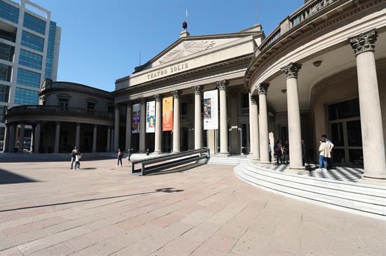 Teatro Solís, el más antiguo de Sudamérica y emblema del continente