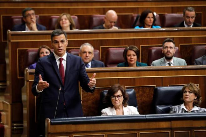 Polémica en España por la tesis doctoral del presidente del Gobierno