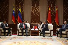 Maduro: China financiará crecimiento de producción petrolera en Venezuela