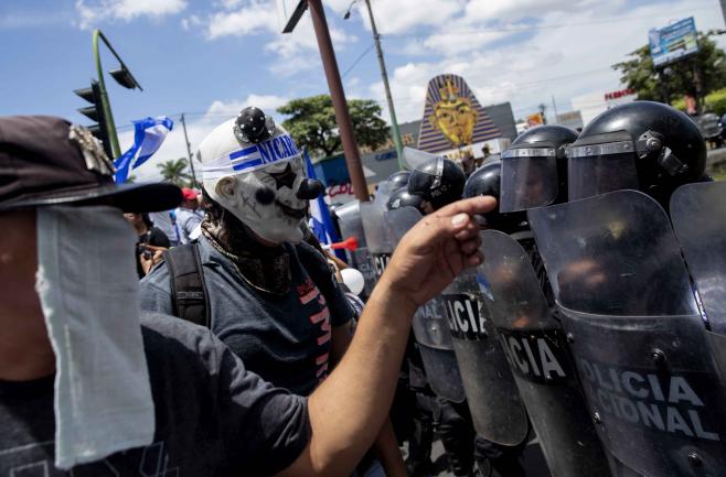 Piden a Ortega "poner fin a violencia" en Día de Independencia de Nicaragua