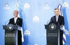 VÃ¡zquez afirma que la crisis argentina tendrÃ¡ "algÃºn efecto" en Uruguay
