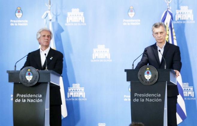 Vázquez afirma que la crisis argentina tendrá "algún efecto" en Uruguay