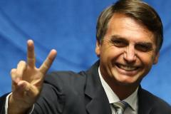 Bolsonaro, optimista con recibir el alta, dice que "nunca se sintió tan bien"