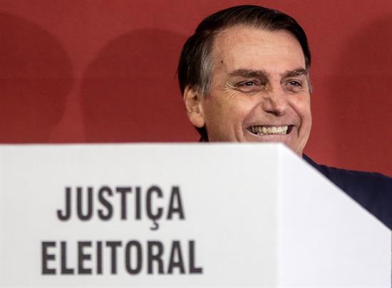 Bolsonaro dice confiar en su elección sin necesidad de segunda vuelta