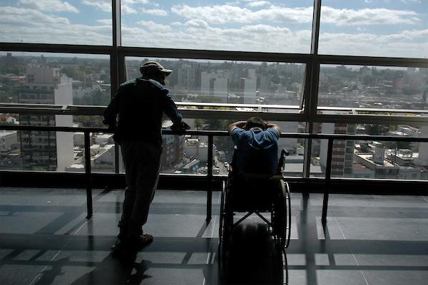 Expertos internacionales abordan discapacidad y rehabilitación en Montevideo