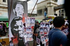 Duterte premiará con viajes a Hong Kong a policías que maten a superiores metidos en las drogas