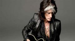 Joe Perry de Aerosmith es llevado de urgencias a hospital en Nueva York