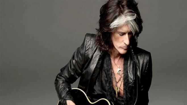 Joe Perry de Aerosmith es llevado de urgencias a hospital en Nueva York