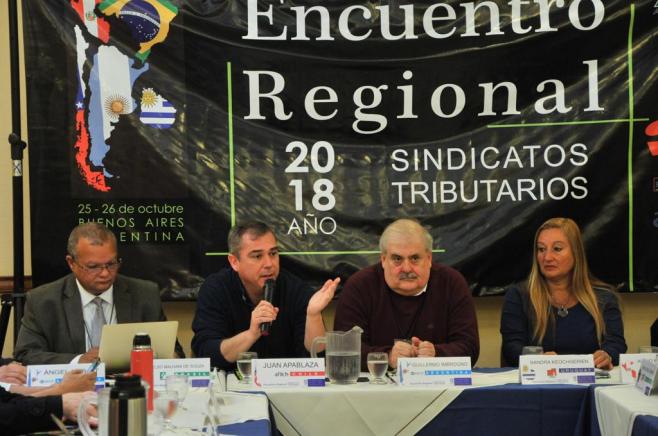 Funcionarios de DGI reunidos con otros sindicatos tributarios de la región para "solucionar problemáticas comunes"