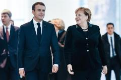 Macron apela a unidad de Europa y a responsabilidad del eje franco-alemán