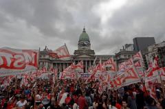 Protesta en Buenos Aires contra la cumbre del G-20