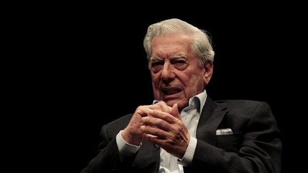 Vargas Llosa:"Sería una vergüenza que Uruguay concediera asilo a Alan García"