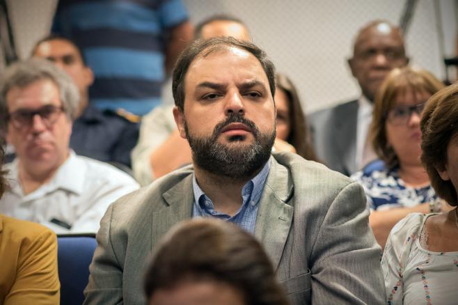 Carrera: la oposición se basa en "falsedades y mentiras" para solicitar la censura de Bonomi
