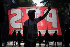 Organizaciones de izquierda marchan en Argentina por una "Navidad sin hambre"