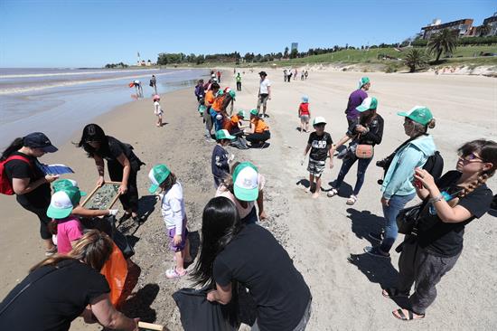 Quedan limpias 40 playas luego de la jornada internacional de conservación