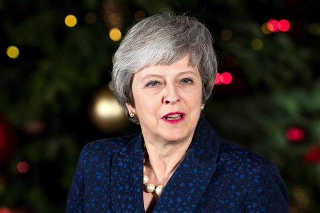 Theresa May sigue al mando de Reino Unido y del brexit