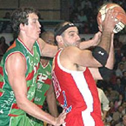 Trouville va por el título esta noche