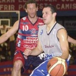 La tribu perdió su cacique