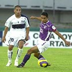 Gran debut violeta en la Libertadores